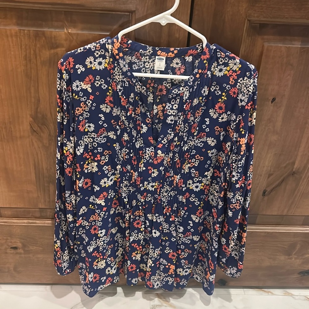 Woman’s blouse